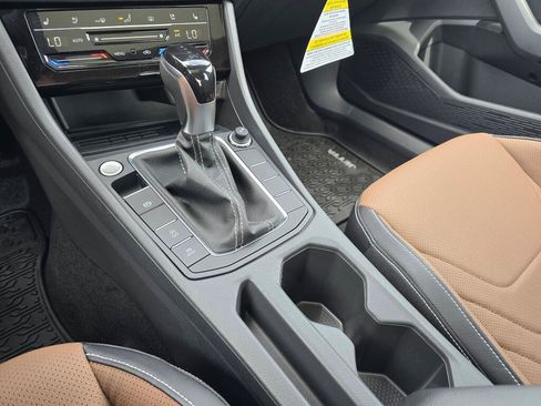 New 2026 Volkswagen Jetta SEL FWD image 31