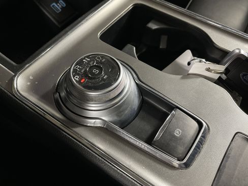 Used 2022 Ford Edge SEL w/ Convenience Package image 26