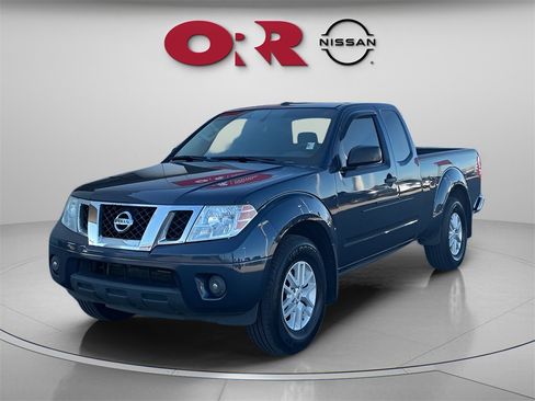 Used 2017 Nissan Frontier SV image 1