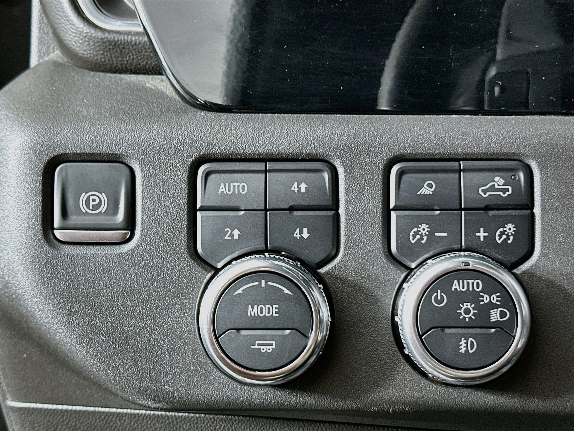 Used 2024 GMC Sierra 1500 Elevation w/ Elevation Premium Package AWD/4WD image 17