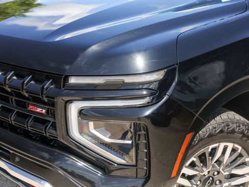 Used 2025 Chevrolet Tahoe Z71 AWD/4WD image 3
