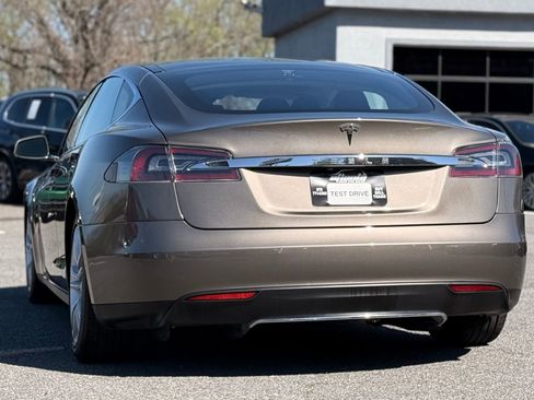 Used 2016 Tesla Model S 90D image 3