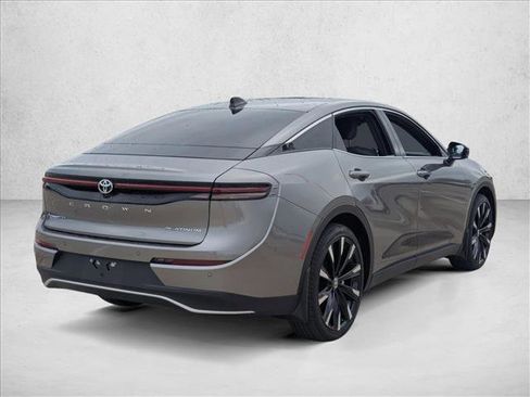 Certified 2026 Toyota Crown Platinum image 5