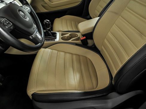 Used 2013 Volkswagen CC R-Line FWD image 15