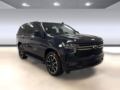 Used 2022 Chevrolet Tahoe RST w/ Luxury Package AWD/4WD image 5