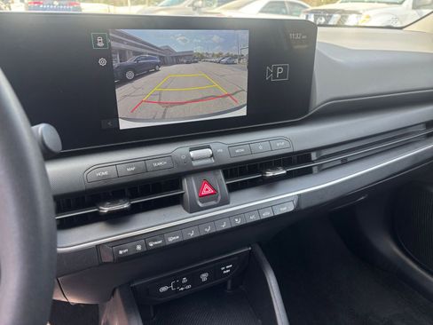 Used 2025 Kia K4 LXS image 23