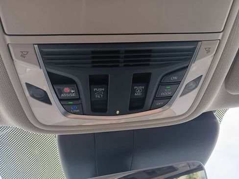 Used 2024 Acura RDX SH-AWD w/ Technology Package image 32