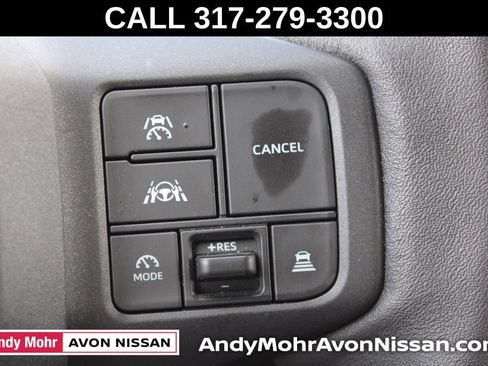 Used 2026 Toyota RAV4 XLE Premium AWD/4WD image 31