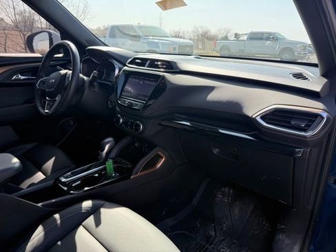 Used 2022 Chevrolet TrailBlazer ACTIV w/ Sun and Liftgate Package image 14