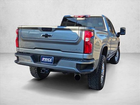 Used 2024 Chevrolet Silverado 2500 High Country w/ High Country Premium Package image 4