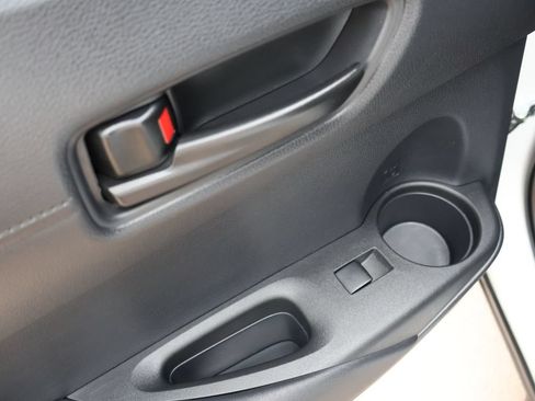 Used 2022 Toyota Corolla Cross LE FWD image 18