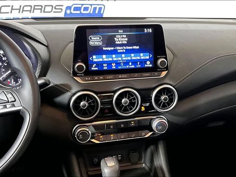 Used 2025 Nissan Sentra SV FWD image 5