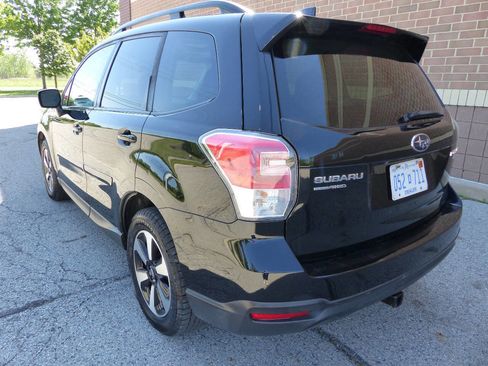 Used 2017 Subaru Forester 2.5i Premium AWD/4WD image 7
