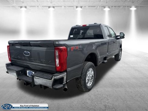 New 2026 Ford F350 XLT image 38