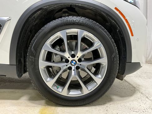 Used 2025 BMW X5 xDrive40i image 9