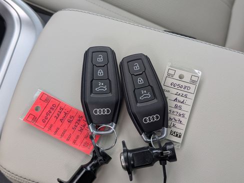 Used 2025 Audi Q5 Prestige AWD/4WD image 42
