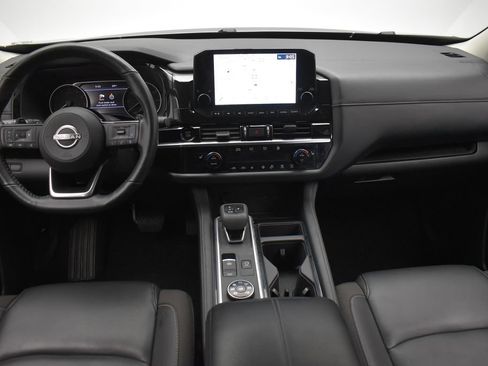 Used 2025 Nissan Pathfinder SL AWD/4WD image 28