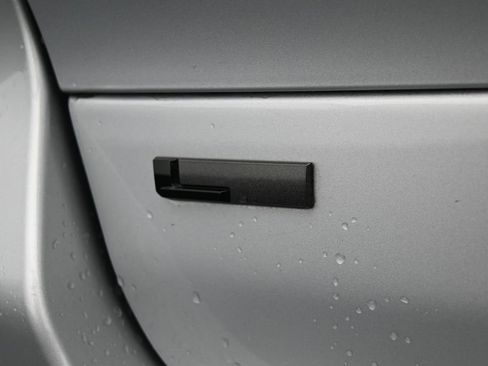 Used 2023 Jeep Grand Cherokee L Laredo RWD image 37