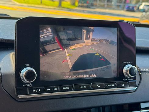 Used 2022 Mitsubishi Outlander ES image 26