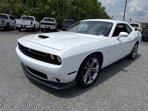 Used 2021 Dodge Challenger R/T RWD image 3