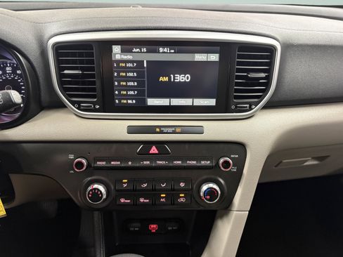 Used 2022 Kia Sportage LX AWD/4WD image 13