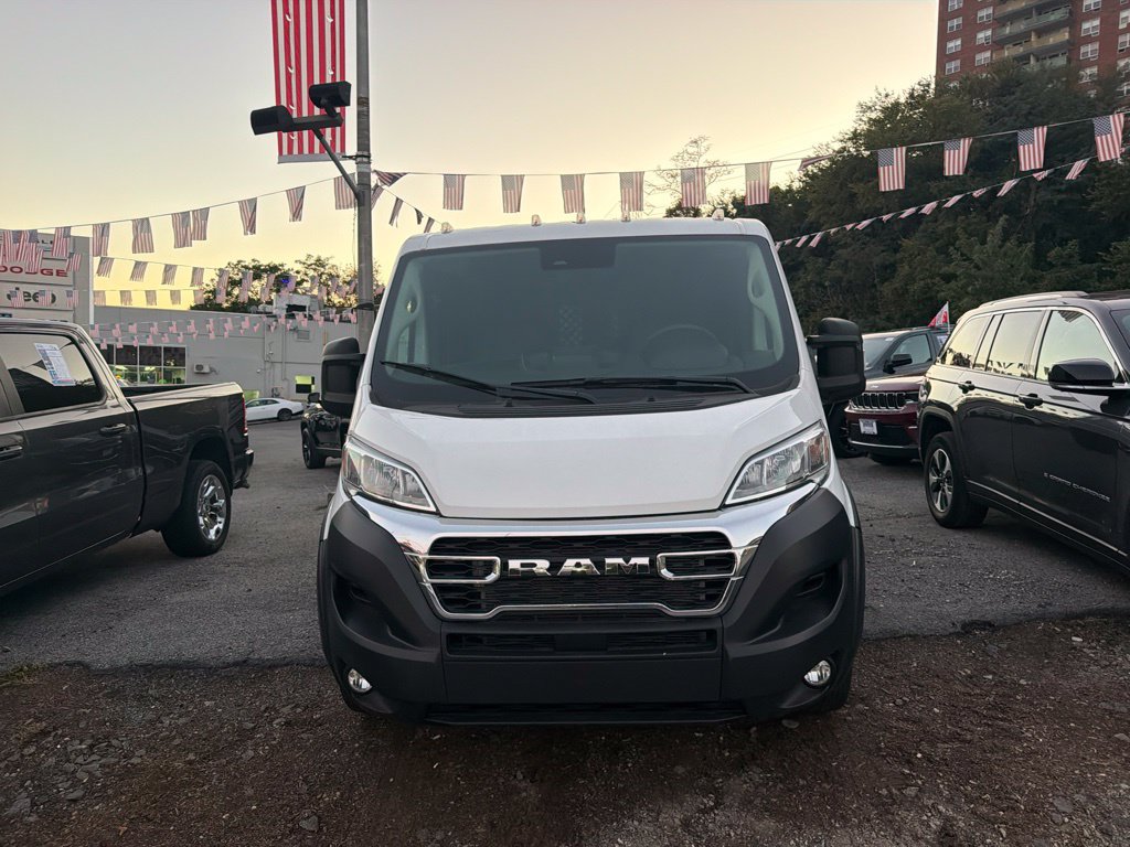 Used 2025 RAM ProMaster 2500 w/ U-Haul Equipment Group FWD image 2