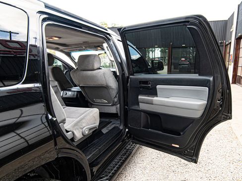 Used 2012 Toyota Sequoia SR5 image 33