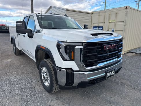 New 2025 GMC Sierra 2500 Pro w/ Convenience Package image 13