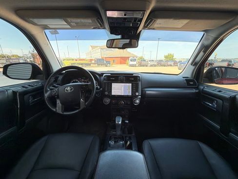 Used 2023 Toyota 4Runner TRD Off-Road Premium w/ Off Road Premium Plus Package AWD/4WD image 15