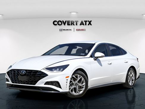 Used 2022 Hyundai Sonata SEL FWD image 2