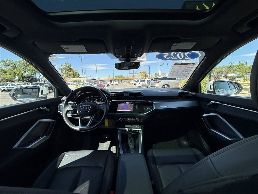 Used 2025 Audi Q3 2.0T Premium AWD/4WD image 27