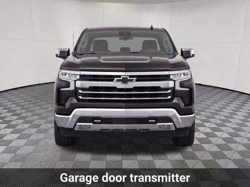 Certified 2021 Chevrolet Silverado 1500 LTZ w/ LTZ Premium Package AWD/4WD image 43
