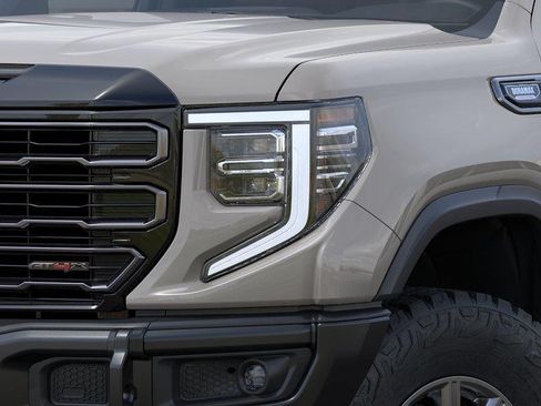 New 2026 GMC Sierra 1500 AT4X w/ LPO, Black Badging Package AWD/4WD image 10
