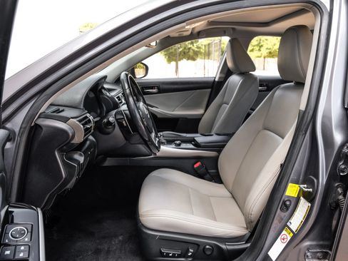 Used 2015 Lexus IS 350 w/ Navigation System Package RWD image 18