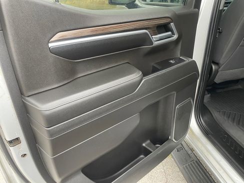 Used 2022 Chevrolet Silverado 1500 RST image 19