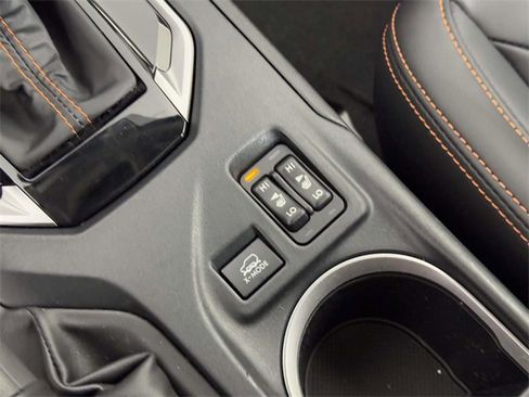 Used 2023 Subaru Crosstrek 2.5i Limited w/ Moonroof Package image 31