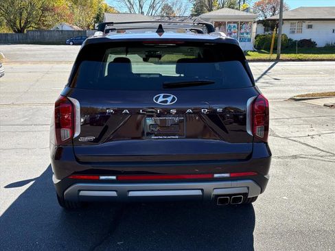 Used 2024 Hyundai Palisade Limited image 4