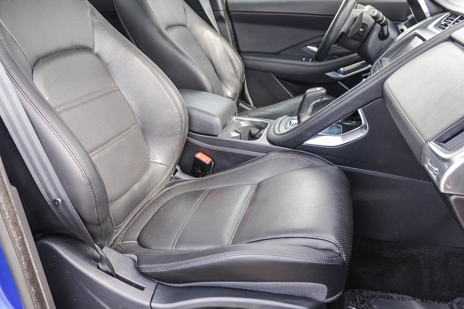Used 2019 Jaguar E-PACE SE AWD/4WD image 16