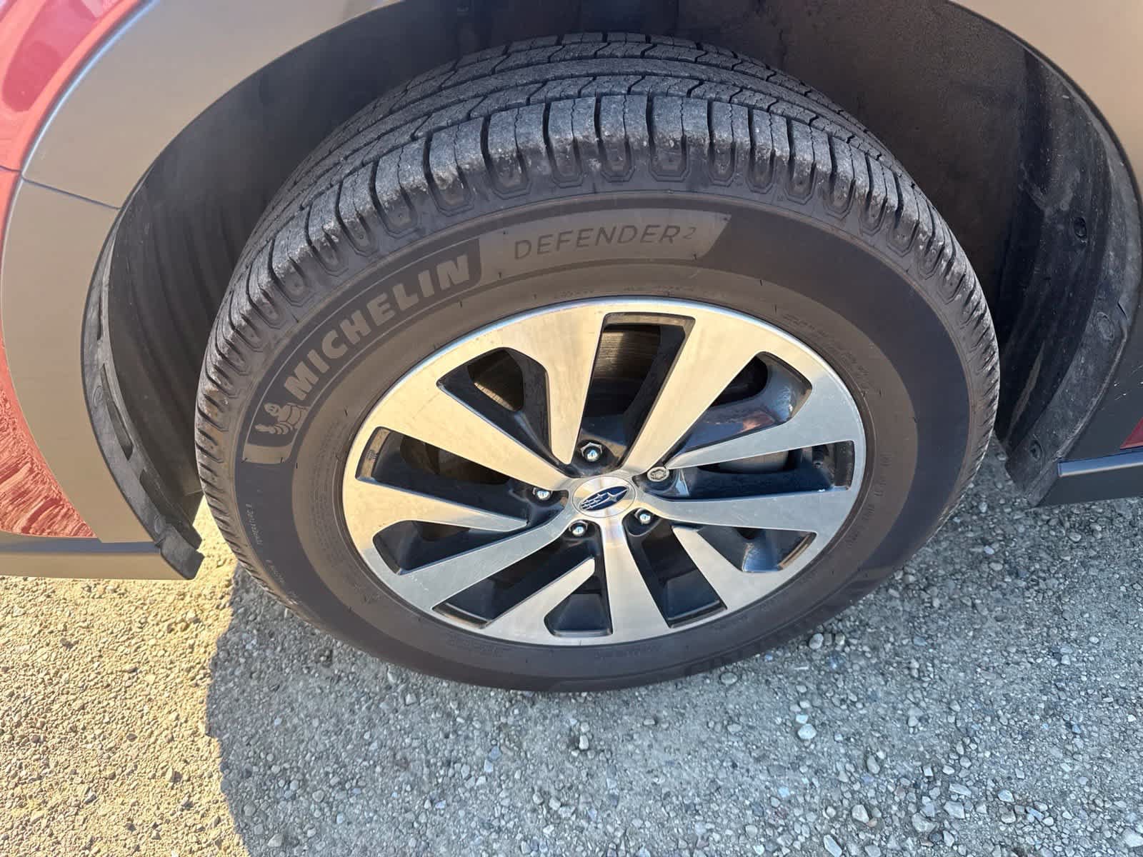 Used 2021 Subaru Outback Premium AWD/4WD image 6