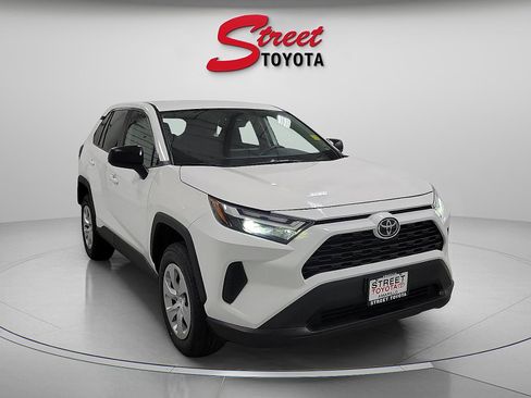 Certified 2024 Toyota RAV4 LE image 5