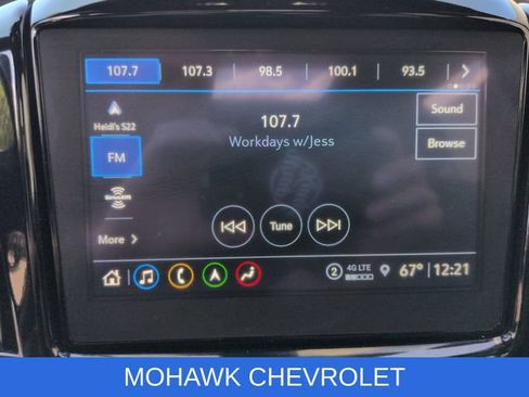 Used 2023 Chevrolet Traverse Premier w/ Redline Edition AWD/4WD image 13