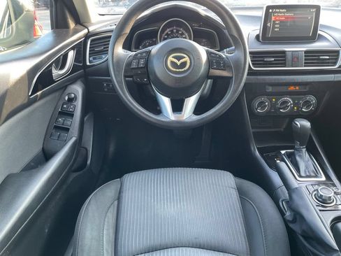 Used 2016 MAZDA MAZDA3 i Sport w/ Preferred Equipment Package FWD image 18