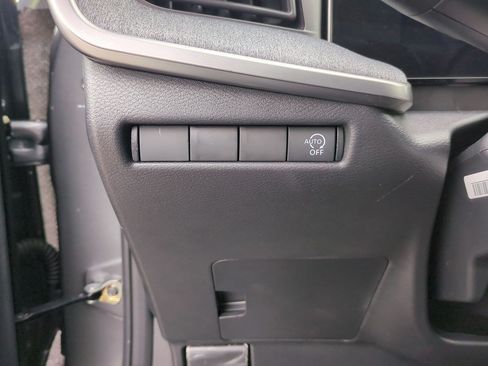 New 2026 Nissan Kicks S FWD image 17