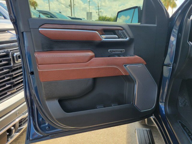 Used 2023 GMC Sierra 1500 Denali Ultimate AWD/4WD image 16