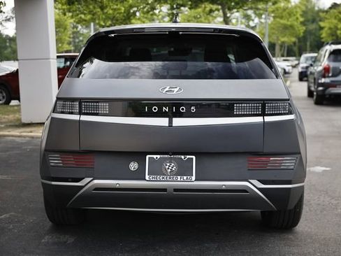 Used 2024 Hyundai Ioniq 5 SEL RWD image 10