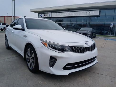 Used 2018 Kia Optima S w/ 18" Alloy Wheels Package FWD image 1