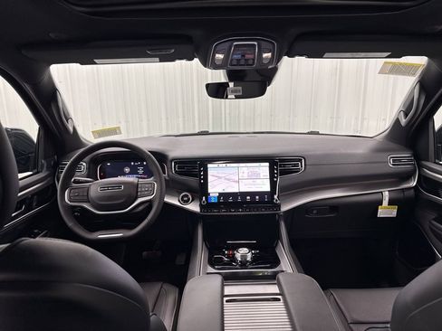 New 2026 Jeep Grand Wagoneer Limited image 21