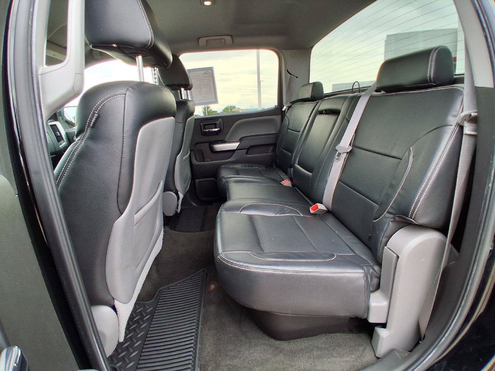 Used 2015 Chevrolet Silverado 1500 LT w/ LT Convenience Package RWD image 18