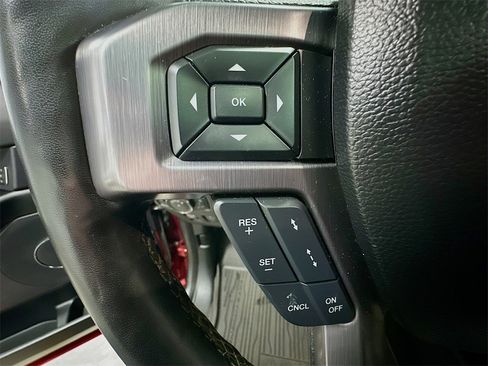 Used 2019 Ford Expedition Platinum image 38