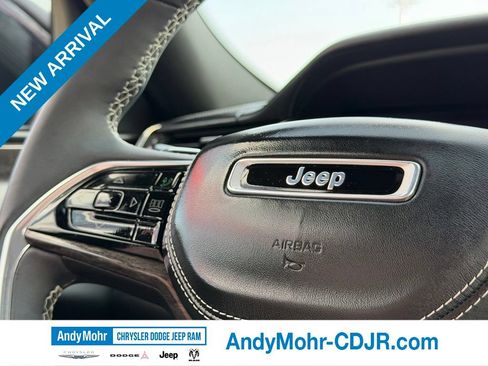 Used 2023 Jeep Grand Cherokee L Overland w/ Rear Seat Video Group I AWD/4WD image 17